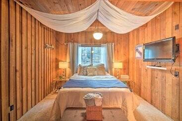 コテージ Cabin Vacation Rental: 4 Mi To Lake Arrowhead