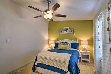 Сельский дом Galveston Beachfront House W/ Deck & Ocean Views!