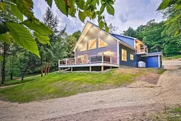 Mökkimajoitus Benezette Cabin W/hot Tub, Grill & Mtn Views