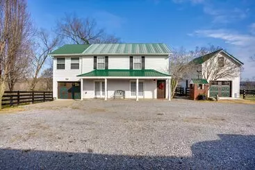 Cumberland Cottage    2 Blocks To Downtown Dover!
