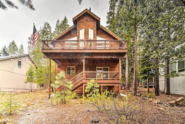 Hus på landet Luxe Truckee Cabin W/ Golf Course View & Deck