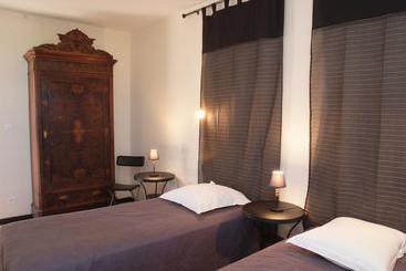 Отель Les Jardins Saint Laurent