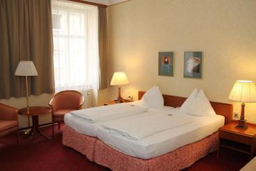 호텔 Pension Kraml