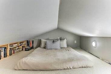 קוטג'' Cozy White Lake Home W/ Patio, Deck & Grill!