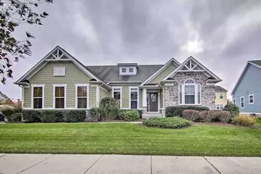 Mökkimajoitus Great For Groups: Bayside Resort Home Near Fenwick