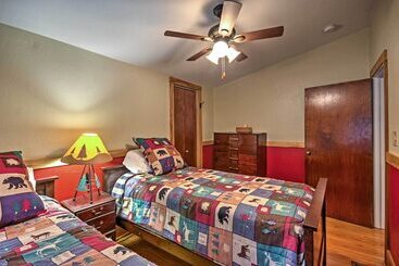 별장 20 Acre Cabin W/ Pond: 6 Mi To River Arts District