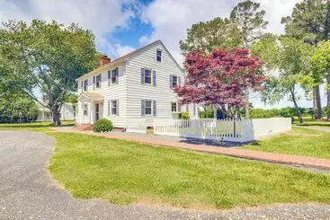 Mökkimajoitus Updated Cape Charles Home ~ 2 Mi To Beachfront!