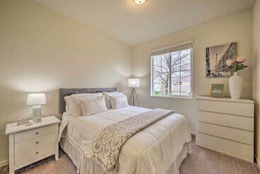 بيت ريفى Visalia Home W/ Yard: 4 Mi To Downtown!