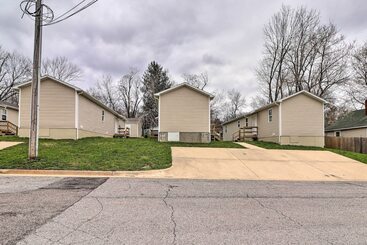 Hus på landet Cozy West Plains Home Near Shopping & Dining!