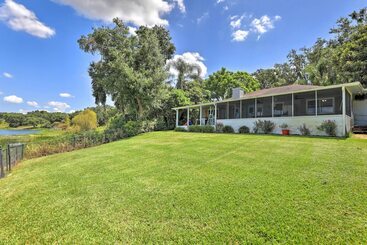 Hus på landet Lakefront Babson Park Escape: Pet Friendly!