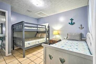 بيت ريفى Pet Friendly Pcb Duplex   Walk To Beach!