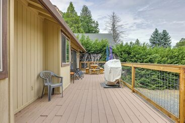 Dom wiejski Hikers Escape Home Near Beach, Golf & Yosemite