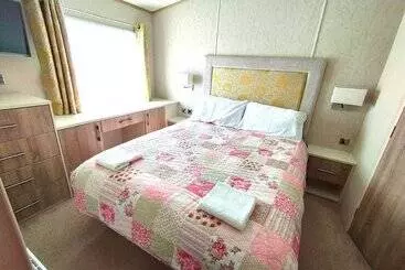 Camping Pods Sand Le Mere