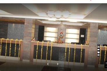 Hotel Parth Executive