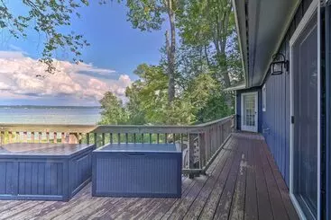 Mökkimajoitus Rapid City Home On Torch Lake W/ 2 Fireplaces!