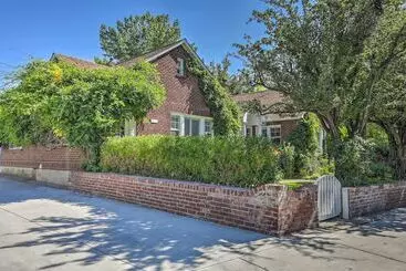 コテージ 1 Mi To Casinos: Historic Reno Home On Riverwalk