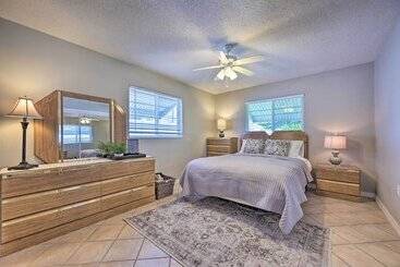 Kır Evi Canalfront New Port Richey Home W/ Boat Dock!