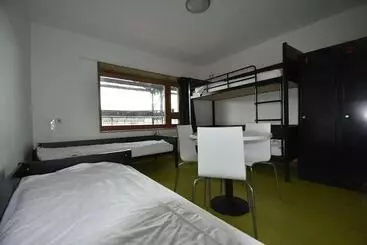 Auberge De Jeunesse Paris Hi Yves Robert