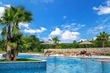 ホテル Petram Resort & Residences