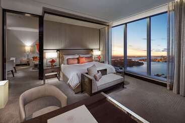 فندق Crown Towers Perth