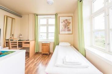 فندق Toranes Overnatting