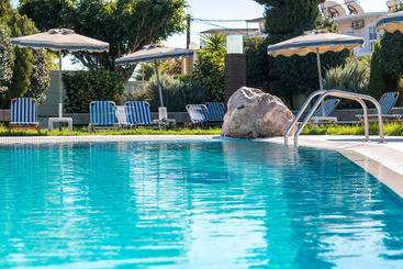 شقة فندقية Stamos