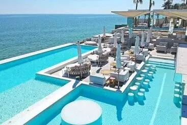 Hotelli Sundance Dayclub Hua Hin