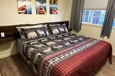 Hotelli Crater Lake Gateway   Hwy 140