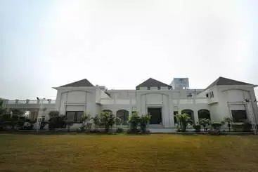 Hotel Enrise By Sayaji Rewa