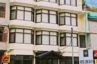 Hotel Link Way