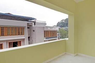 Hôtel Treebo Aall Season