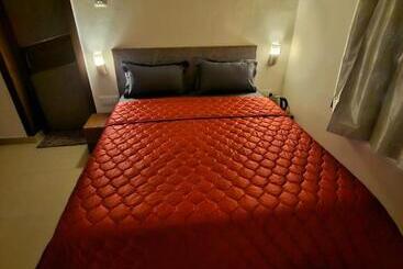 فندق July17 Residency