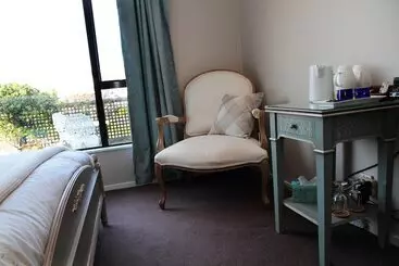 Pacific View Bed And Breakfast