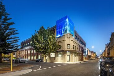 هتل آپارتمان Quest Fremantle