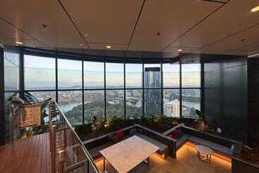 בית מלון כפרי Brisbane Skytower By Utopia