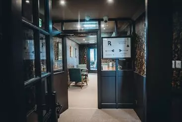 Pensió Roslyn House