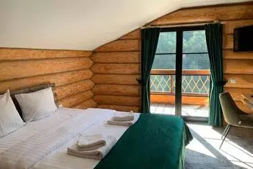 Majatalo Hanul și Păstrăvăria țibău