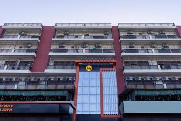 Itsy Hotels Kashi Grand, Bhu