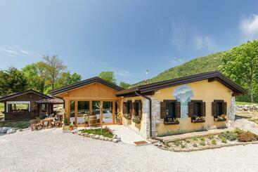 민박 Agriturismo Fattoria Carolina Friuli Arzino