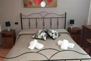 مسافرخانه Ristorante L'orizzonte