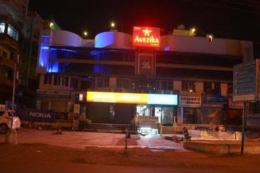 ホテル Shree Avezika Comfort