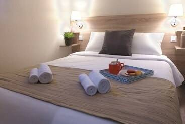 ホテル Vvf Bourgogne Auxois Morvan