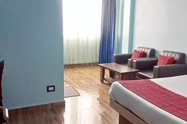 پانسیون Hills View