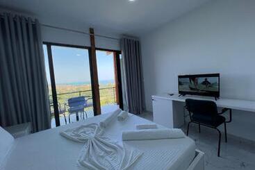 Restorant Hotel Xheni