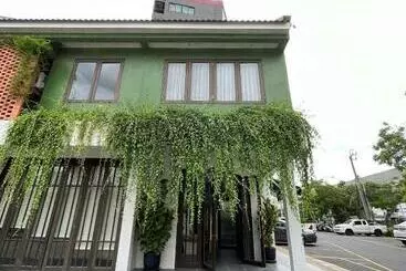 Retkeilymaja Homie Non   โฮมมี่ นนท์