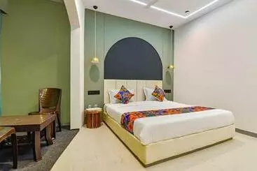 Fabhotel Sky Palace