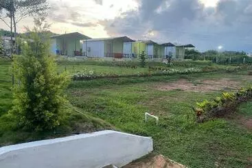 リゾートホテル Sapthapadi Villas