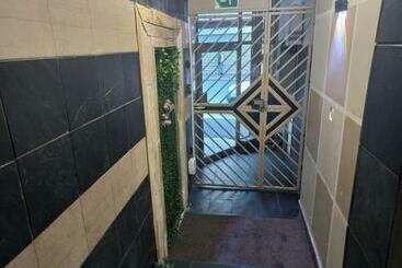 Retkeilymaja Home Away From Home