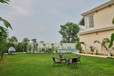 Hotel Free Birds Bungalow