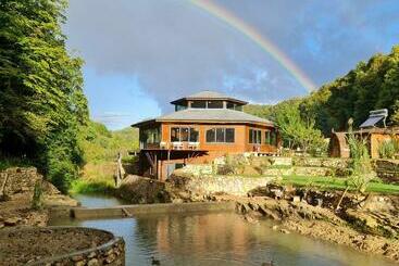 Sosyete çobani Doğal Yaşam Oteli̇
